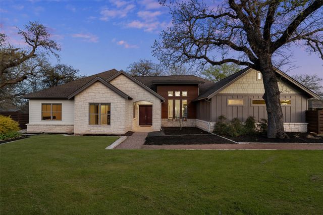 1017 S Quinlan Park RD, Austin, TX 78732