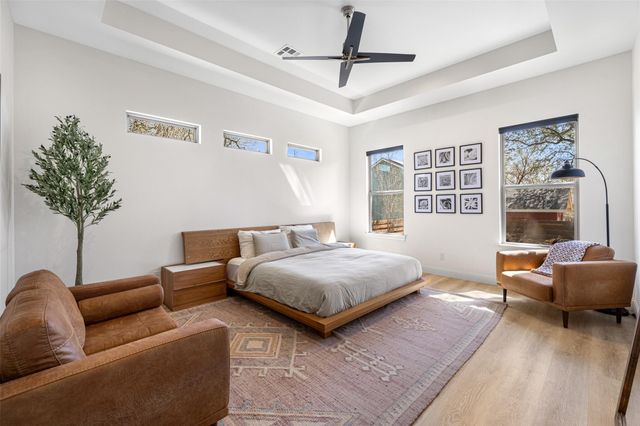 1017 S Quinlan Park RD, Austin, TX 78732