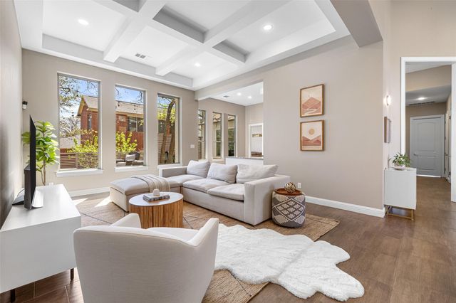 1017 S Quinlan Park RD, Austin, TX 78732