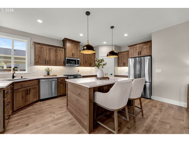 814 Se 35TH St, Battle Ground, WA 98604