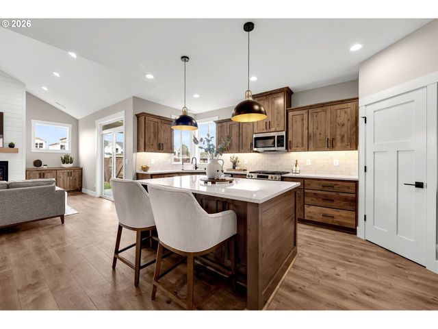 814 Se 35TH St, Battle Ground, WA 98604