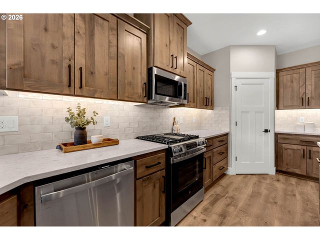 814 Se 35TH St, Battle Ground, WA 98604