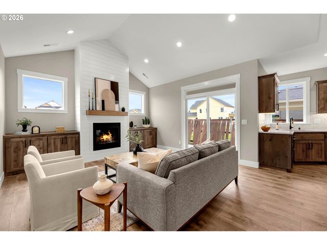 814 Se 35TH St, Battle Ground, WA 98604