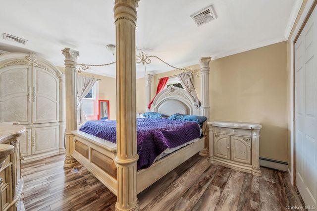 32 Pine Tree Drive, Shirley, NY 11967