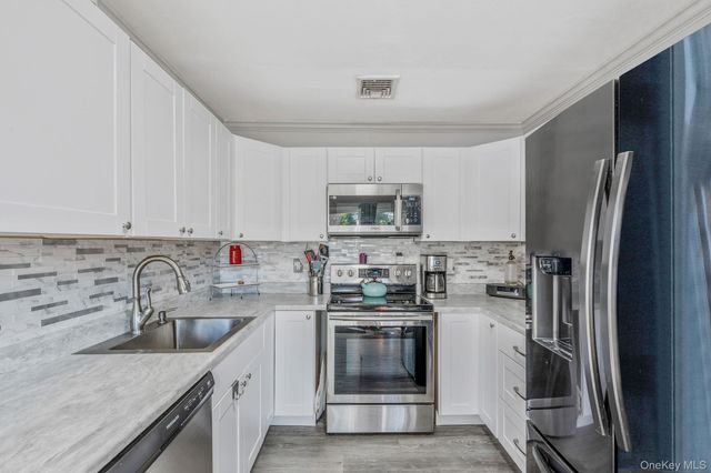 32 Pine Tree Drive, Shirley, NY 11967