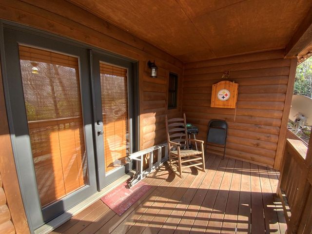 60 Porterfield Gap Road, Robbinsville, NC 28771