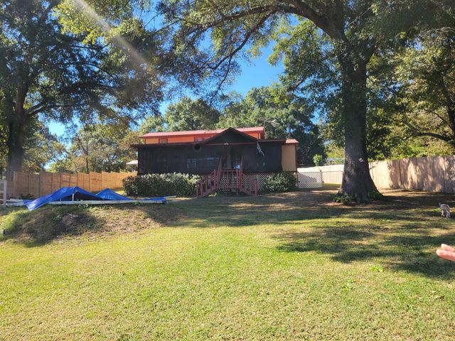 227 Holland Road, Defuniak Springs, FL 32433