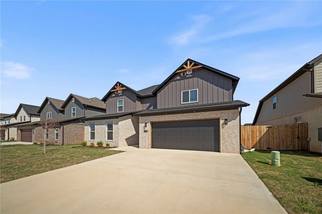 930 Moksha Street, Centerton, AR 72719