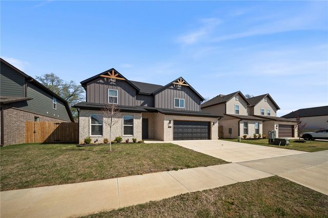 930 Moksha Street, Centerton, AR 72719