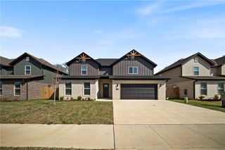 930 Moksha Street, Centerton, AR 72719