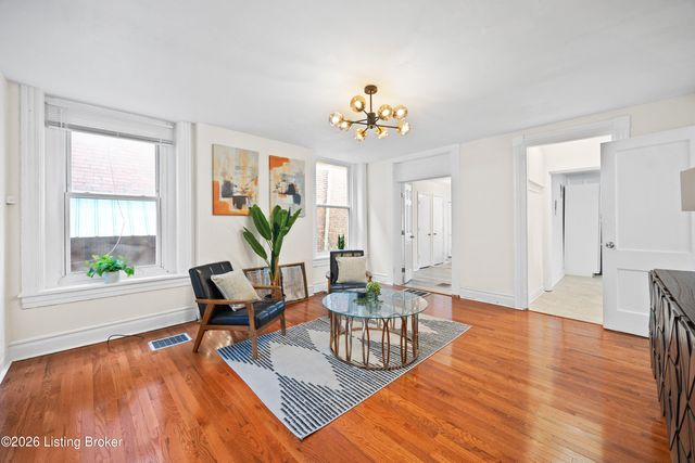 319 E St Catherine St, Louisville, KY 40203