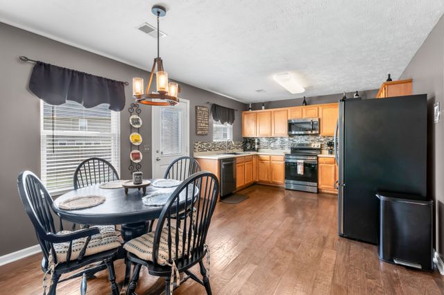 5015 Millpond Ct, Mount Juliet, TN 37122