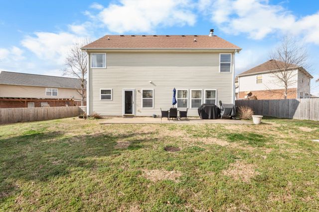 5015 Millpond Ct, Mount Juliet, TN 37122