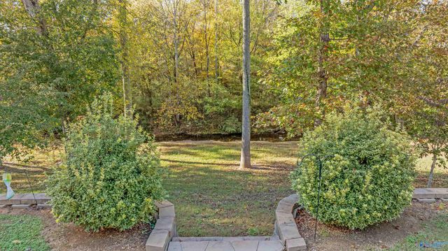 403 Autumn Lane, Rainsville, AL 35986