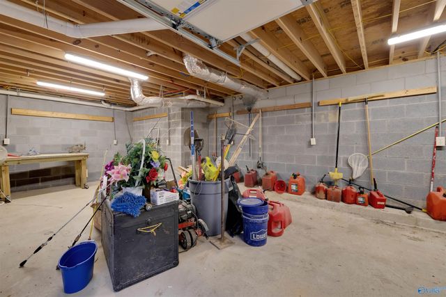 403 Autumn Lane, Rainsville, AL 35986