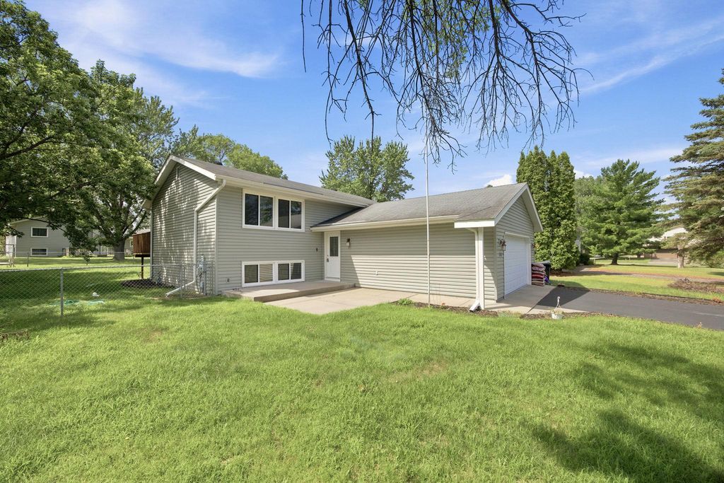 3360 117th Avenue NW, Coon Rapids, MN 55433 — exterior