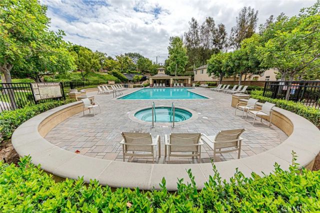 4115 Visions, Fullerton, CA 92833