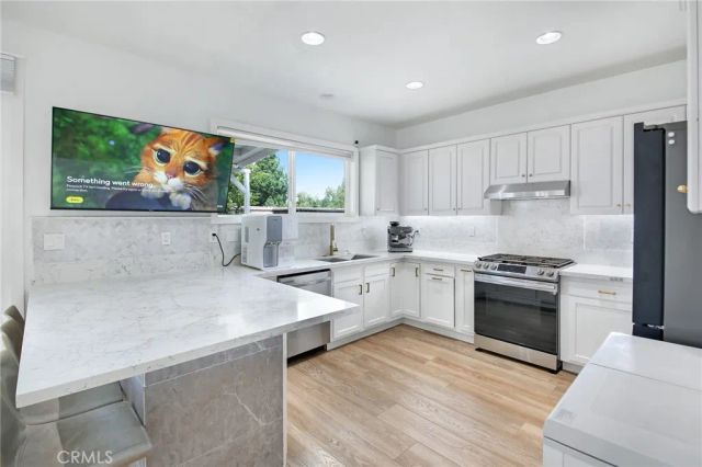 4115 Visions, Fullerton, CA 92833