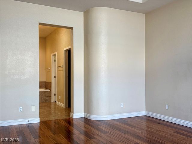 9208 Sunnyfield Drive, Las Vegas, NV 89134