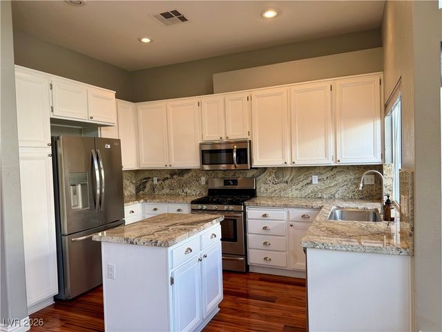 9208 Sunnyfield Drive, Las Vegas, NV 89134