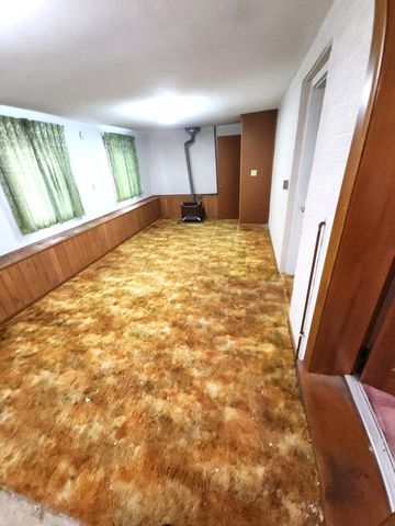 2705 Ash Drive, Springfield, OH 45504