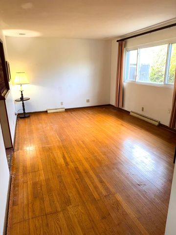 2705 Ash Drive, Springfield, OH 45504