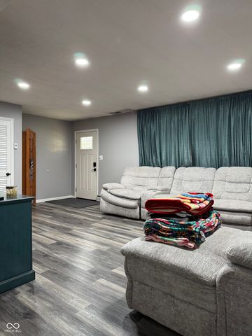 8149 S Pennsylvania Street, Indianapolis, IN 46227