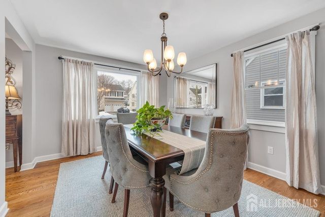 58 Kempson Place, Metuchen, NJ 08840