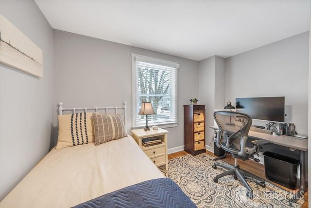 58 Kempson Place, Metuchen, NJ 08840