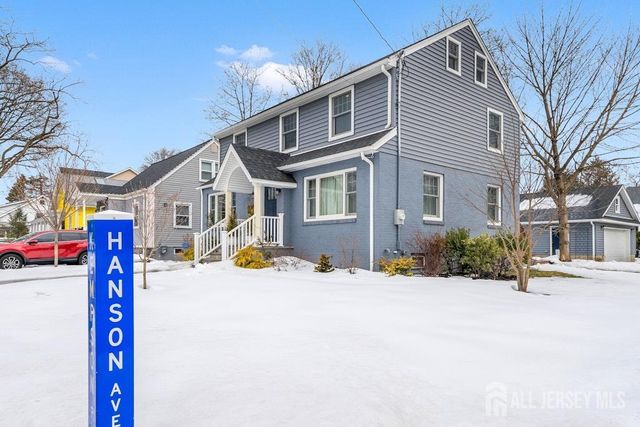 58 Kempson Place, Metuchen, NJ 08840