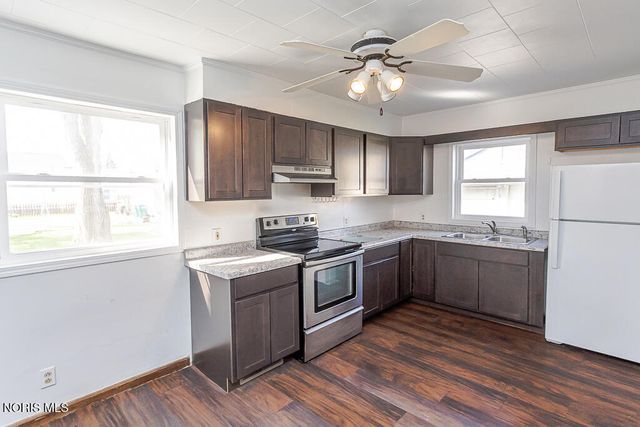 29471 Harriet Street, Millbury, OH 43447