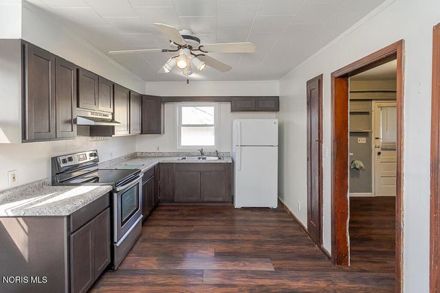 29471 Harriet Street, Millbury, OH 43447