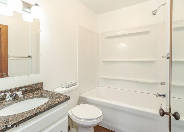 29471 Harriet Street, Millbury, OH 43447