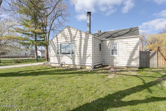 29471 Harriet Street, Millbury, OH 43447