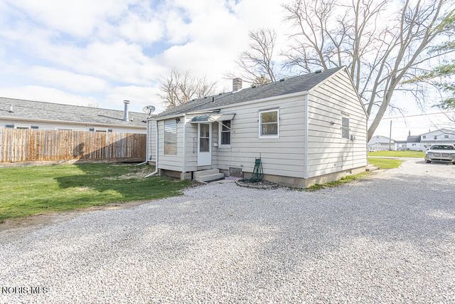 29471 Harriet Street, Millbury, OH 43447