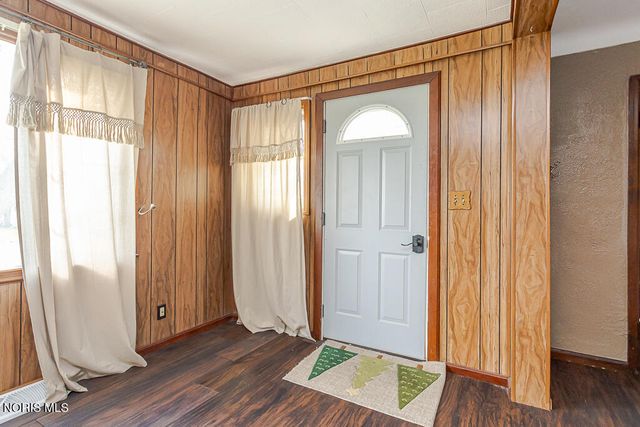 29471 Harriet Street, Millbury, OH 43447