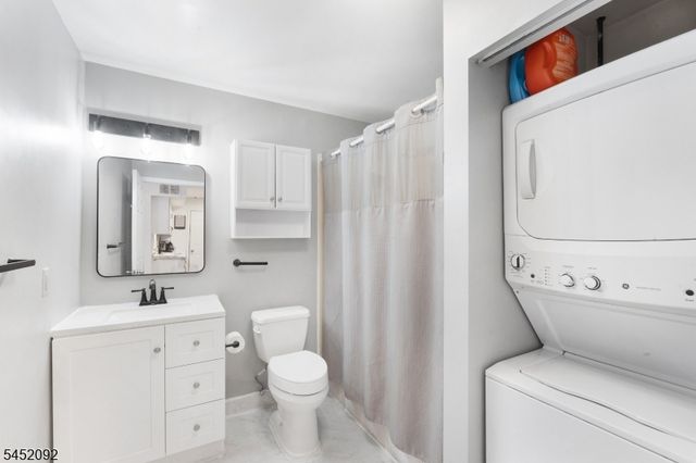 115 Stonyridge Dr 115, Lincoln Park Boro, NJ 07035