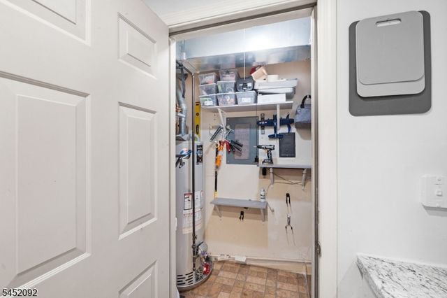 115 Stonyridge Dr 115, Lincoln Park Boro, NJ 07035