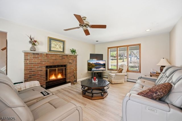 18 Tice Rd, West Milford Twp., NJ 07421