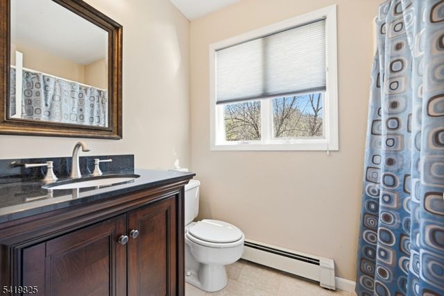 18 Tice Rd, West Milford Twp., NJ 07421