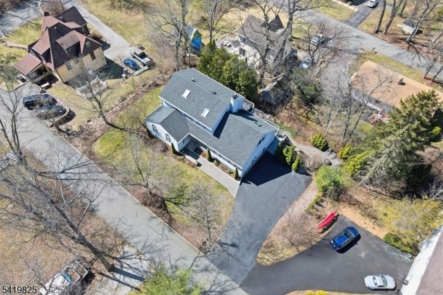 18 Tice Rd, West Milford Twp., NJ 07421