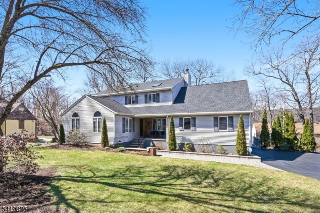 18 Tice Rd, West Milford Twp., NJ 07421