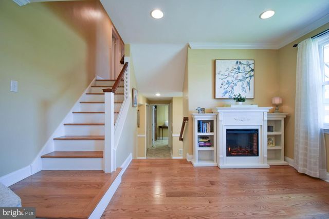 708 LINCOLN DR, Brookhaven, PA 19015