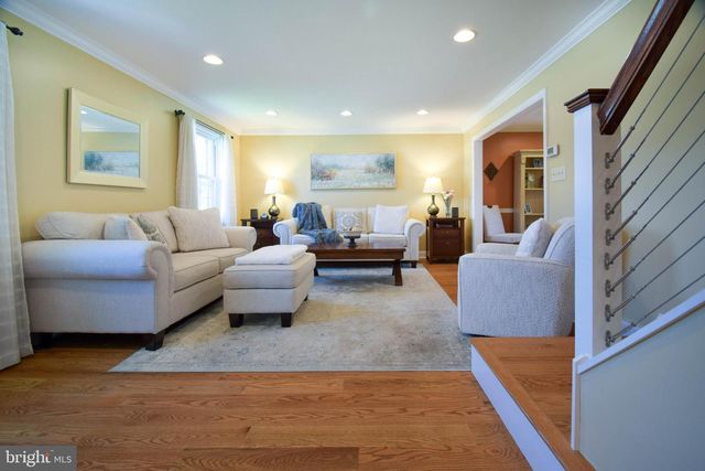 708 LINCOLN DR, Brookhaven, PA 19015