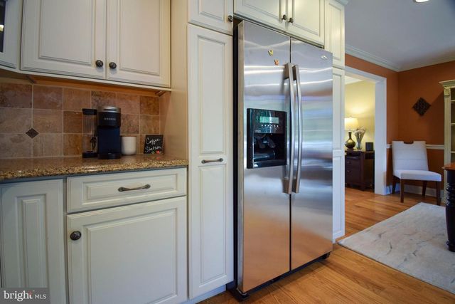 708 LINCOLN DR, Brookhaven, PA 19015