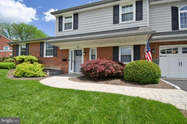 708 LINCOLN DR, Brookhaven, PA 19015