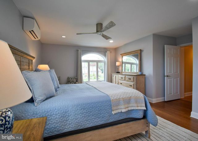 708 LINCOLN DR, Brookhaven, PA 19015