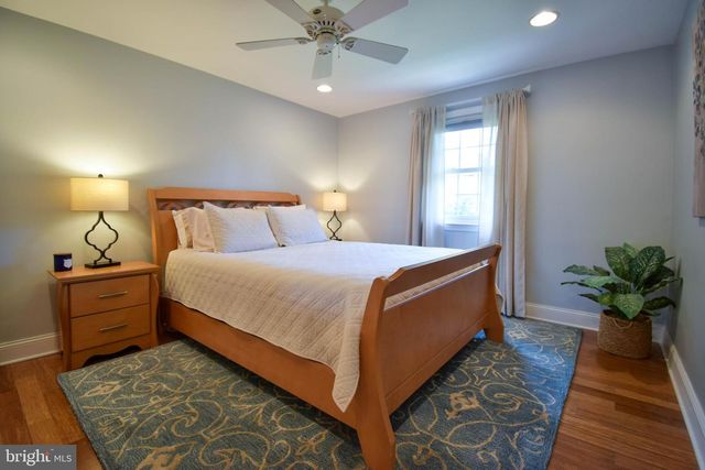 708 LINCOLN DR, Brookhaven, PA 19015