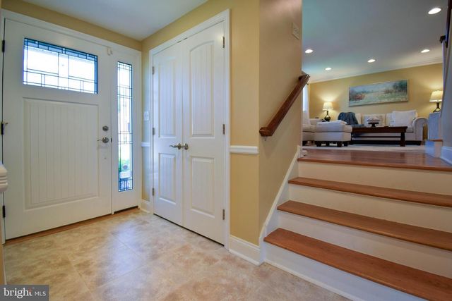 708 LINCOLN DR, Brookhaven, PA 19015