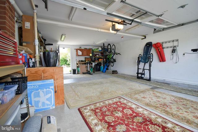 708 LINCOLN DR, Brookhaven, PA 19015
